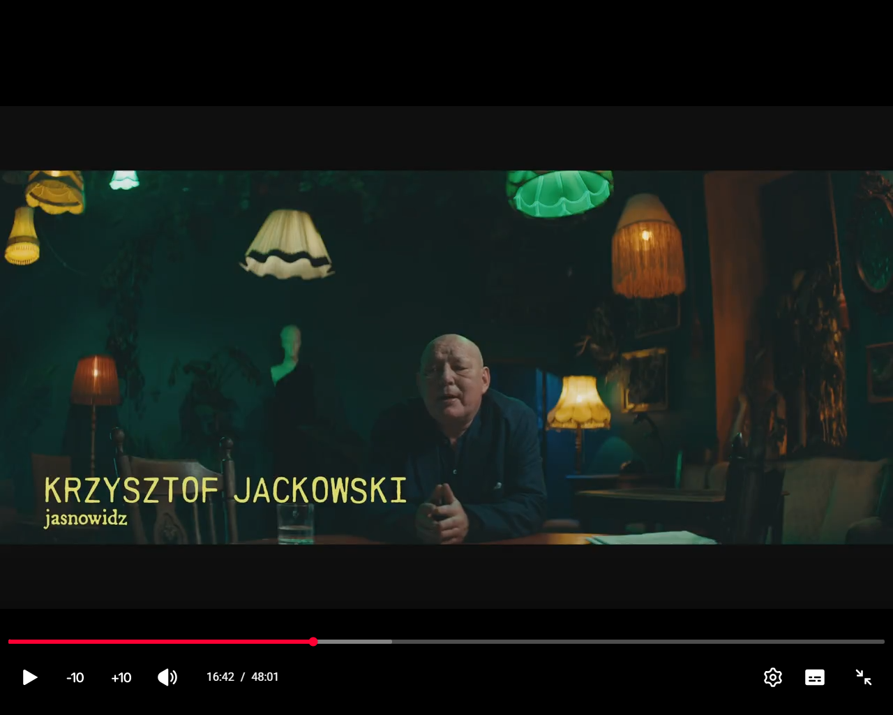 Krysztof Jackowski - falošný večtec, ktorého zapojili do vyšetrovania